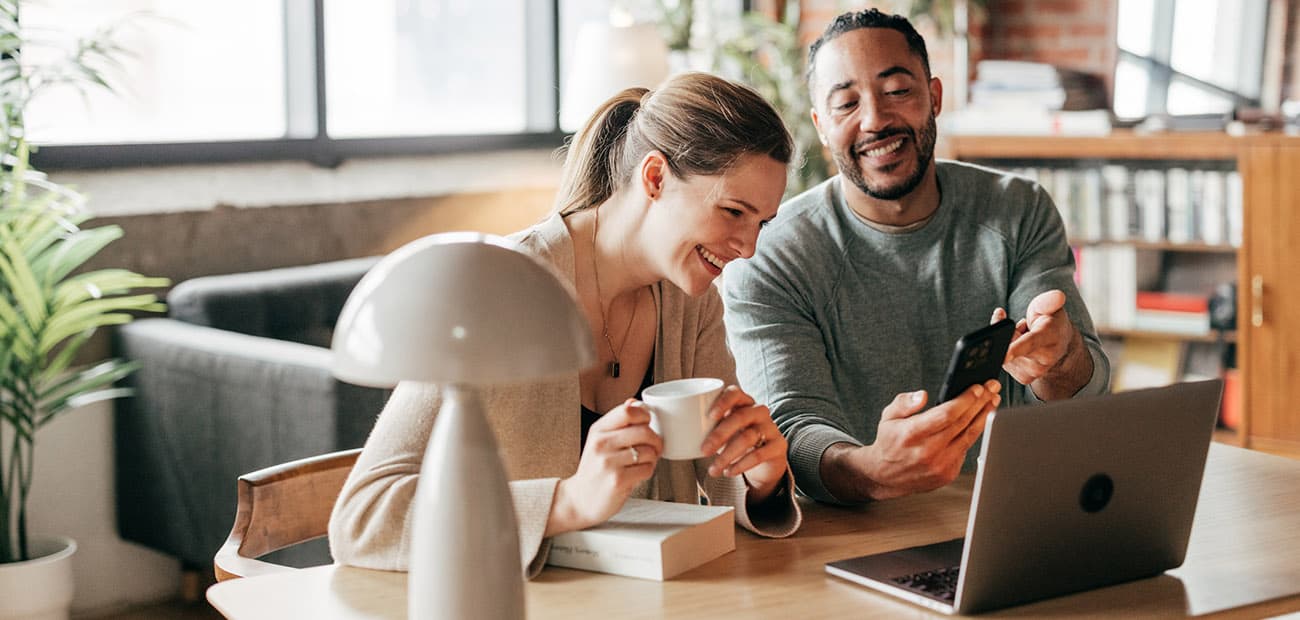 Prospective Buyers Rush for Loans as Rates Drop