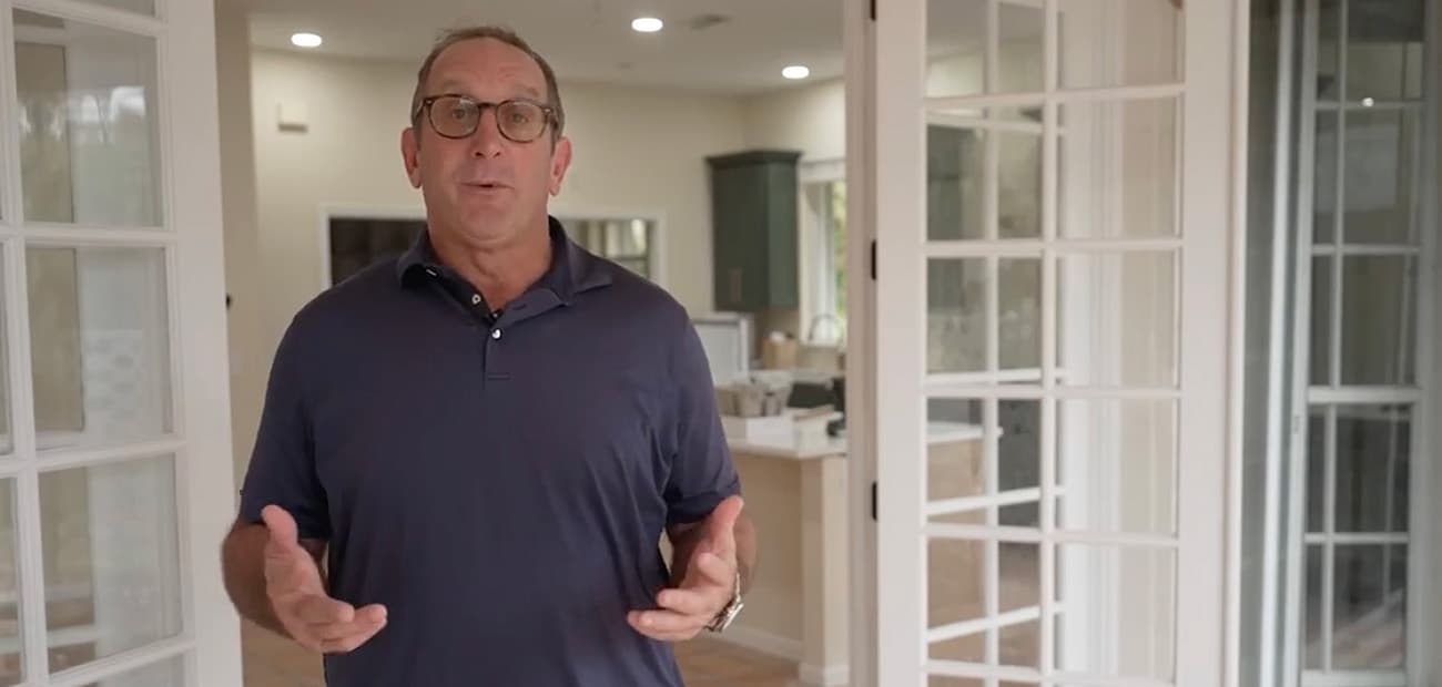 Agents With Side Gigs