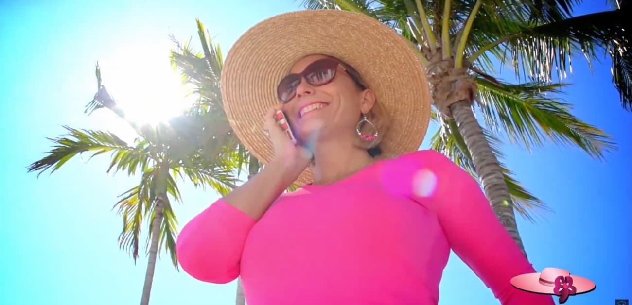 She Bet on Pink—and Built a Memorable Real Estate Brand