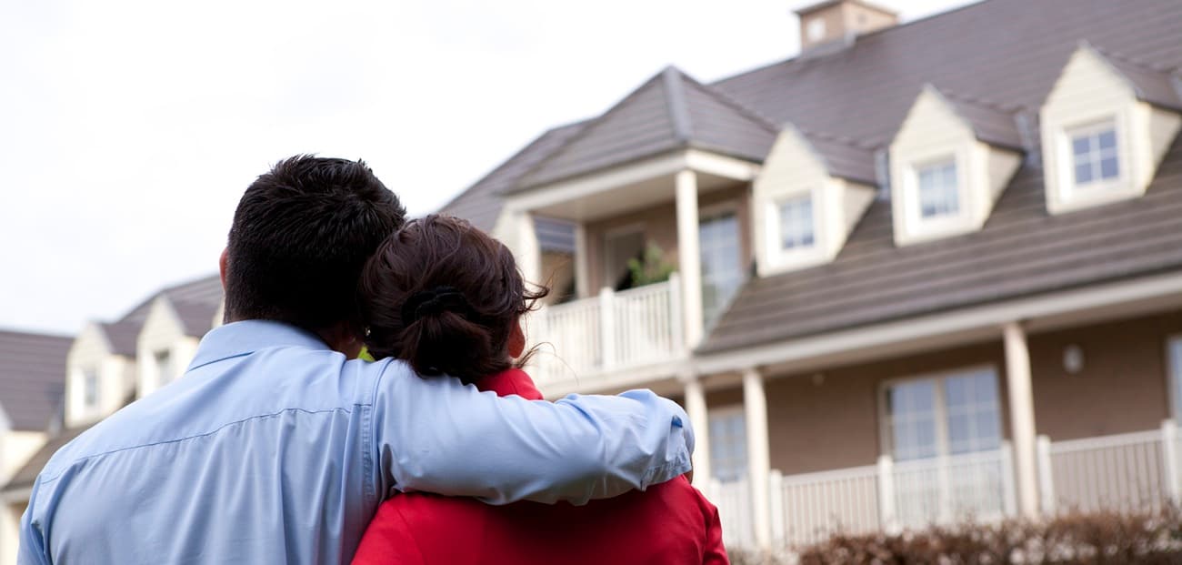 Slow Sales, High Home Prices—What’s Going On?