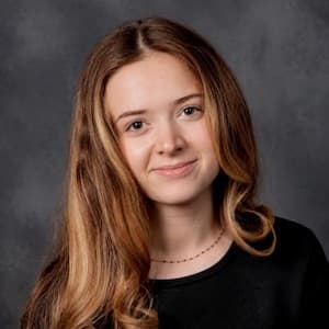 headshot photo of young woman, Brooke Gansho