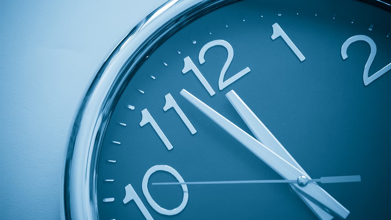 Los 8 ladrones del tiempo