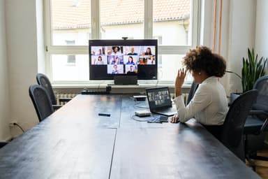 Meeting in the Virtual Middle