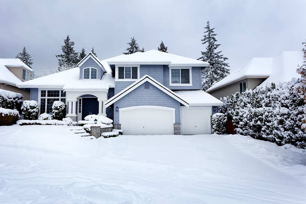 7 Warning Signs the Roof Is at Risk This Winter