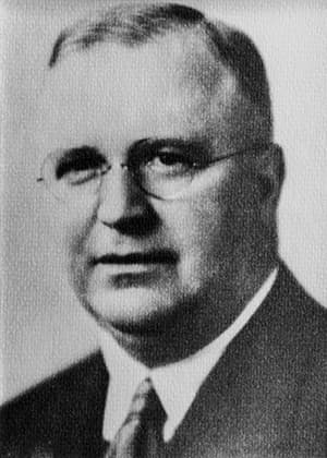 1932 NAR President Lawrence T. Stevenson 1932 NAR President Lawrence T. Stevenson