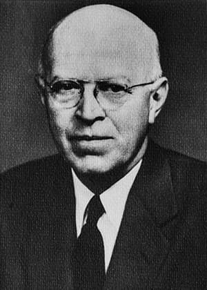 1958 NAR President H. Walter Graves 1958 NAR President H. Walter Graves