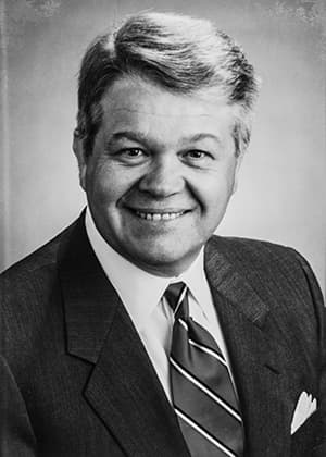 2000 NAR President Dennis R. Cronk 2000 NAR President Dennis R. Cronk